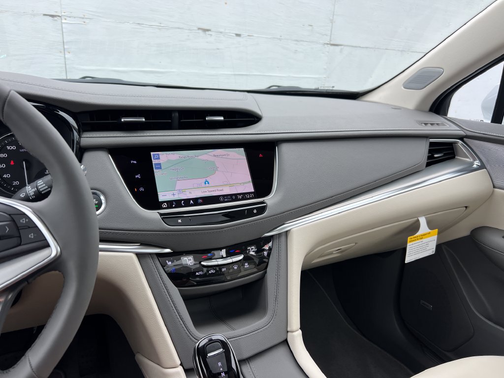 New 2026 Cadillac XT5 Premium Luxury w/ Driver Assist Package FWD image 39