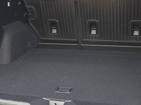 New 2026 Subaru Outback Limited AWD/4WD image 9