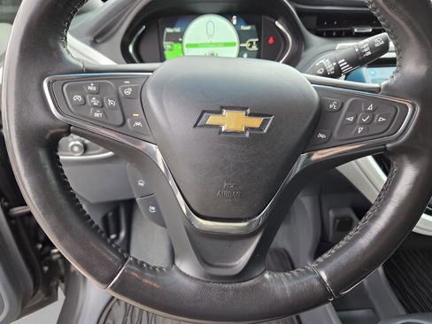 Used 2019 Chevrolet Bolt Premier w/ Infotainment Package image 11
