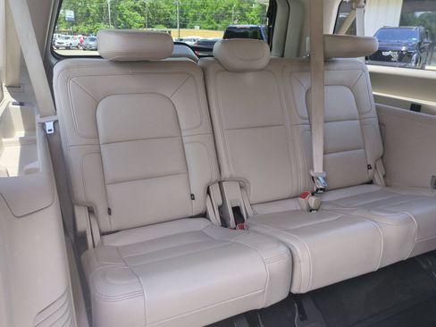 Used 2021 Lincoln Navigator L Reserve AWD/4WD image 26