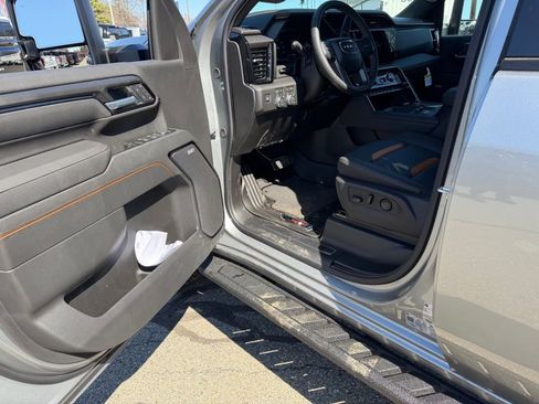 New 2026 GMC Sierra 3500 AT4 w/ AT4 Premium Plus Package AWD/4WD image 20