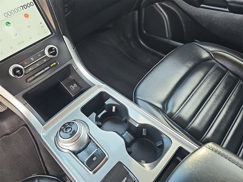 Used 2024 Ford Edge SEL image 24