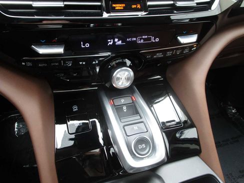 Certified 2023 Acura MDX SH-AWD w/ Technology Package image 21