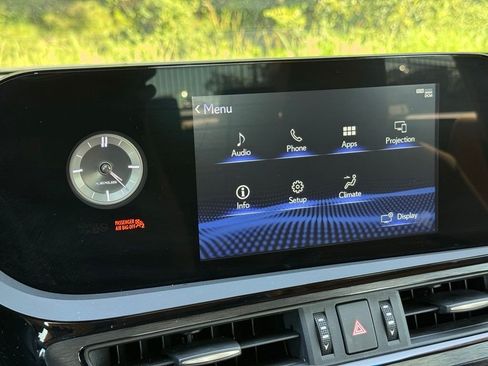 Certified 2022 Lexus ES 350 w/ Premium Package FWD image 36