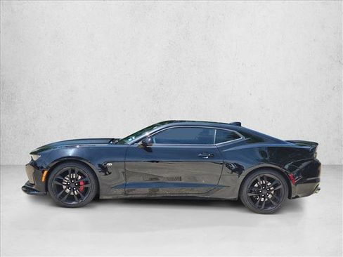 Used 2021 Chevrolet Camaro LT w/ 1LE Track Performance Package image 8