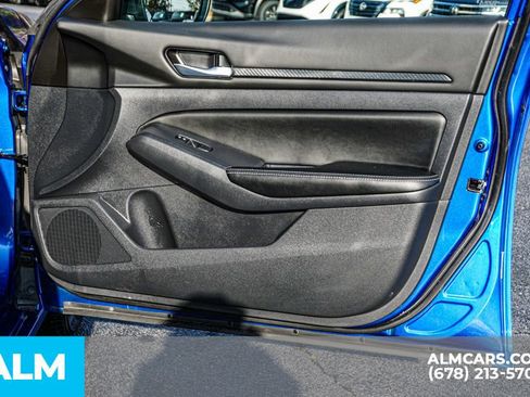 Used 2025 Nissan Altima 2.5 SV FWD image 49