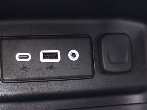 Used 2019 Chevrolet Equinox LT AWD/4WD image 23