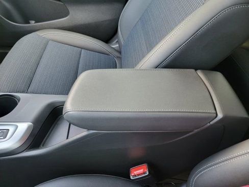 Used 2026 Buick Envista Preferred FWD image 28