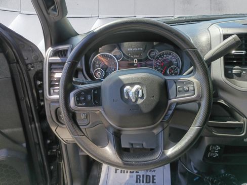 Used 2024 RAM 2500 Tradesman w/ Chrome Appearance Group AWD/4WD image 13
