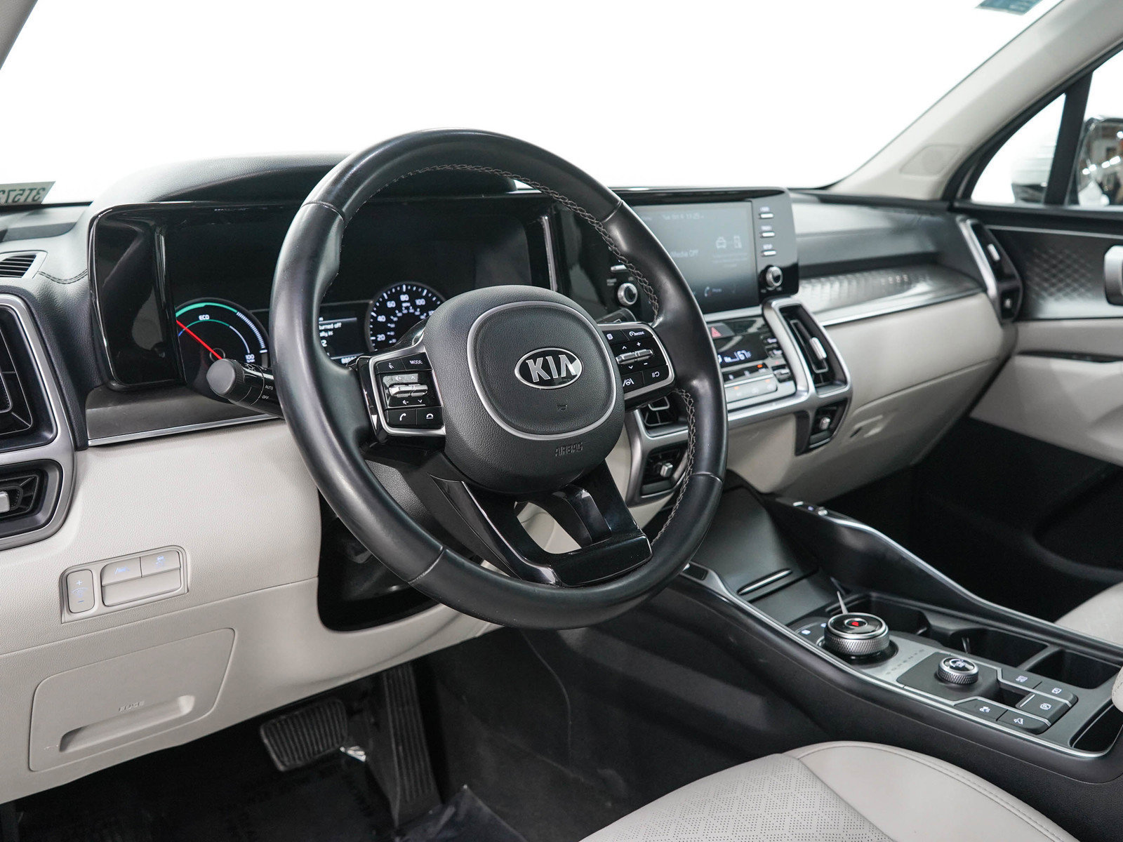 Used 2021 Kia Sorento S FWD image 23