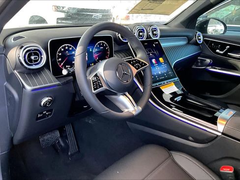 New 2026 Mercedes-Benz GLC 300 image 10
