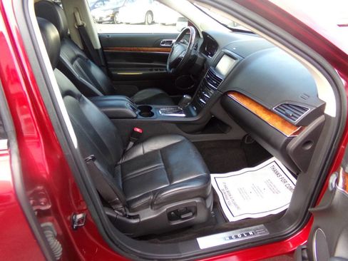 Used 2014 Lincoln MKT AWD w/ Equipment Group 201A image 34