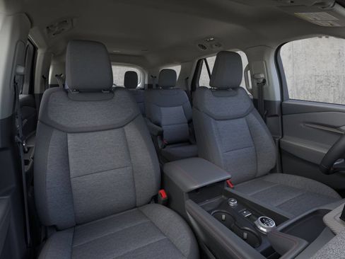New 2026 Ford Explorer Active RWD image 10