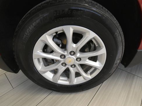 Used 2021 Chevrolet Equinox LT AWD/4WD image 11