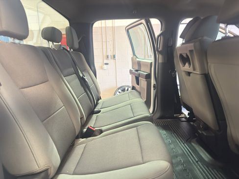 Used 2022 Ford F350 XL w/ Power Equipment Group image 24