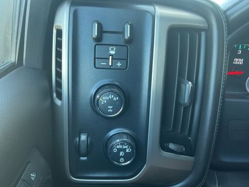 Used 2018 GMC Sierra 1500 Denali w/ Denali Ultimate Package image 12