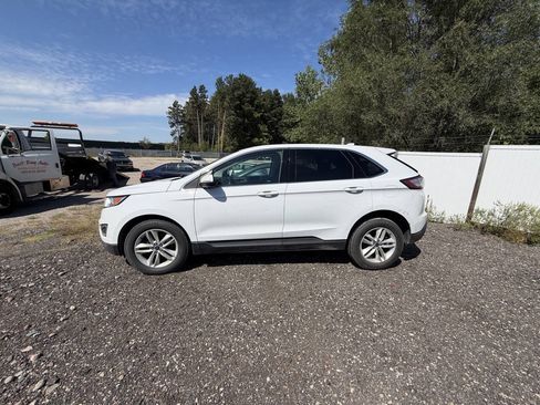 Used 2017 Ford Edge SEL w/ Class II Trailer Tow Package AWD/4WD image 2
