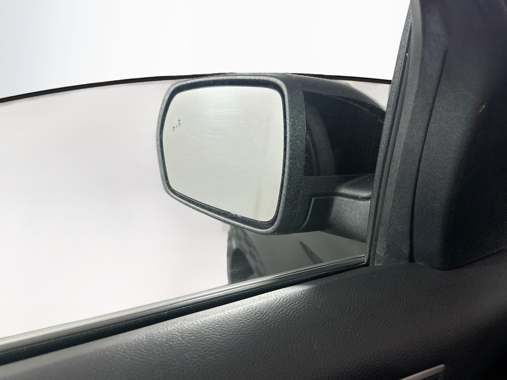 Used 2022 Ford Edge SEL AWD/4WD image 16