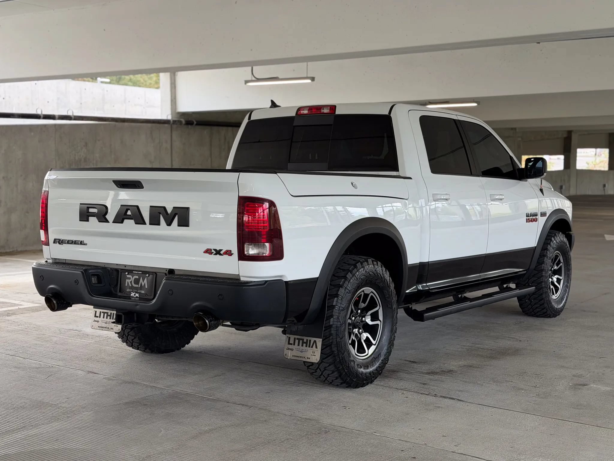 Used 2015 RAM 1500 Rebel AWD/4WD image 5
