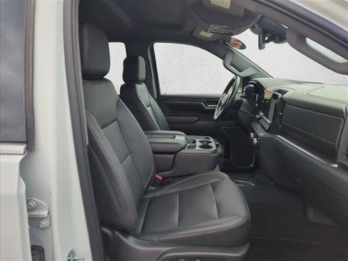 Used 2023 GMC Sierra 1500 SLT AWD/4WD image 22
