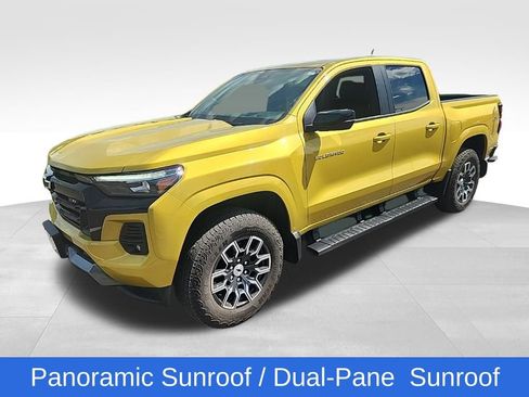 Used 2023 Chevrolet Colorado Z71 w/ Z71 Convenience Package 2 AWD/4WD image 10