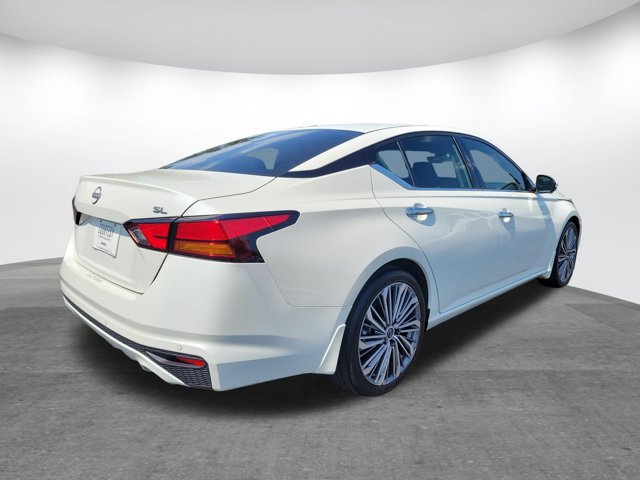 Used 2025 Nissan Altima 2.5 SL FWD image 7