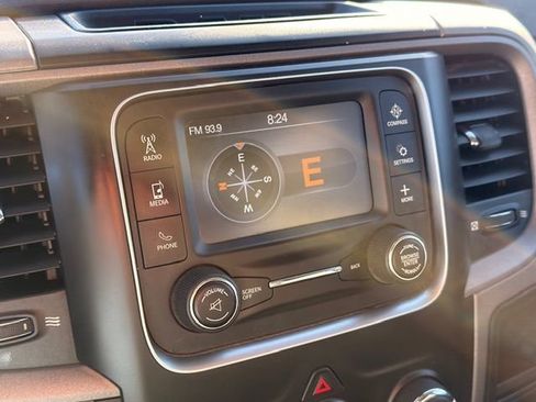 Used 2017 RAM 1500 Express image 5