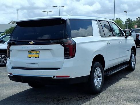 New 2026 Chevrolet Suburban LS AWD/4WD image 5