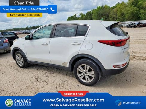 Used 2017 Kia Sportage LX AWD/4WD image 3