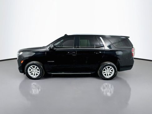 Used 2022 Chevrolet Tahoe LT w/ Luxury Package AWD/4WD image 2