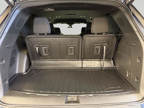 Certified 2023 Chevrolet Traverse LT w/ LPO, Floor Liner Package AWD/4WD image 12