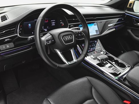 Used 2024 Audi Q8 Premium Plus w/ Premium Plus Package AWD/4WD image 20
