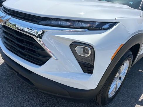 New 2026 Chevrolet TrailBlazer LS FWD image 8