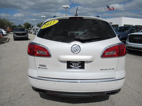 Used 2017 Buick Enclave Leather FWD image 6