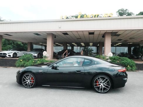 Used 2024 Maserati GranTurismo Trofeo AWD/4WD image 18