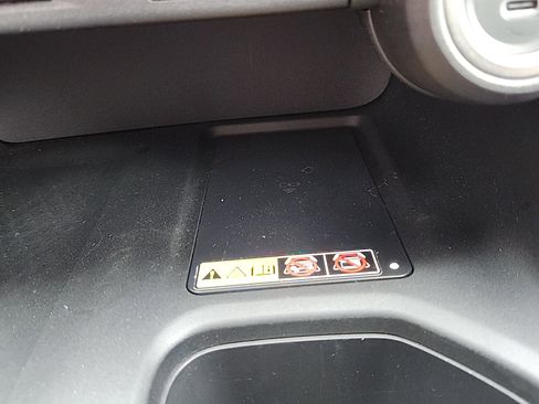 Certified 2025 Toyota Grand Highlander AWD image 16