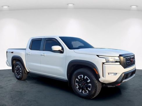 Used 2024 Nissan Frontier PRO-4X w/ Technology Package AWD/4WD image 5