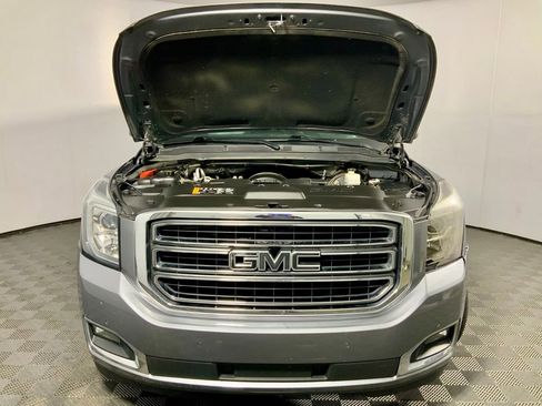 Used 2019 GMC Yukon SLT image 8