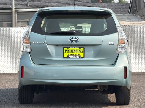 Used 2014 Toyota Prius V Three FWD image 5