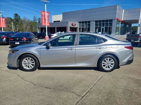 Certified 2025 Toyota Camry LE image 2