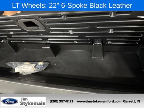 Used 2018 Chevrolet Tahoe LT AWD/4WD image 39