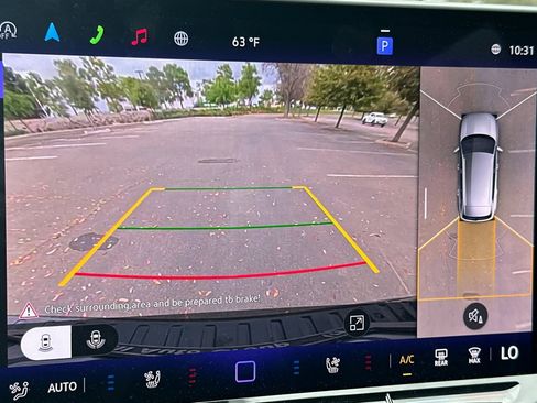 Used 2026 Volkswagen Tiguan SEL R-Line image 26