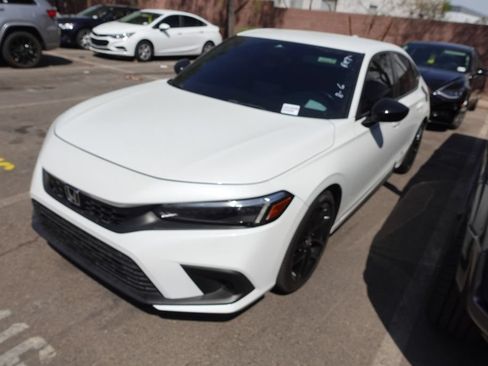 Used 2022 Honda Civic Sport image 4