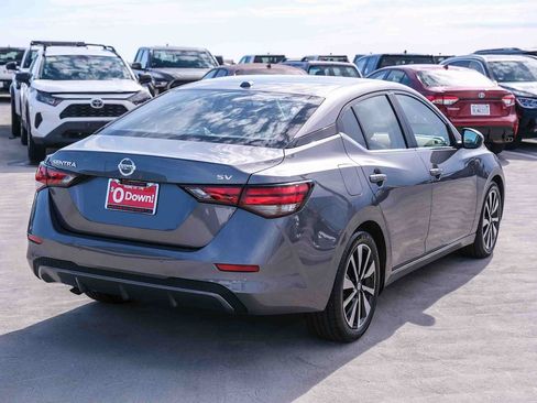 Used 2023 Nissan Sentra SV w/ SV Premium Package FWD image 4