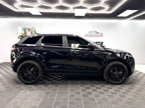 Used 2021 Land Rover Range Rover Evoque SE AWD/4WD image 16