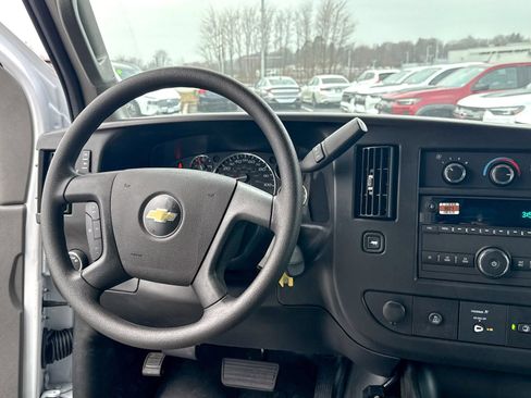 New 2025 Chevrolet Express 4500 w/ Power Convenience Package image 38
