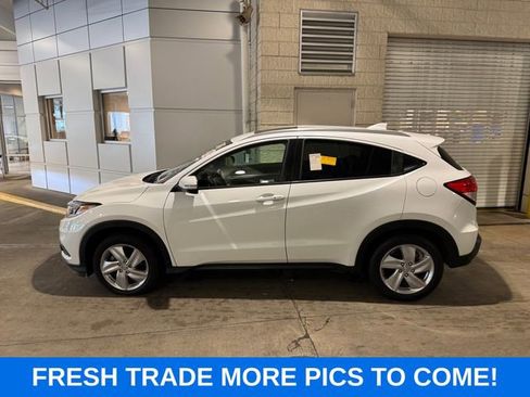 Used 2019 Honda HR-V EX-L image 2