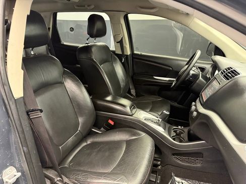 Used 2018 Dodge Journey GT image 42
