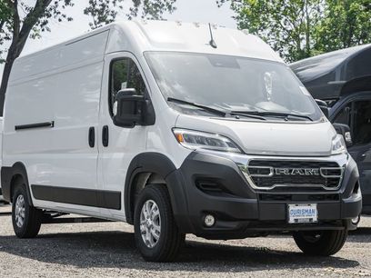 New 2025 RAM ProMaster 3500 w/ Quick Order Package 22G SLT