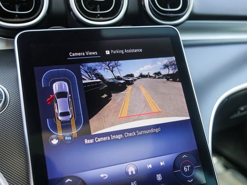 Used 2025 Mercedes-Benz C 300 Sedan image 19